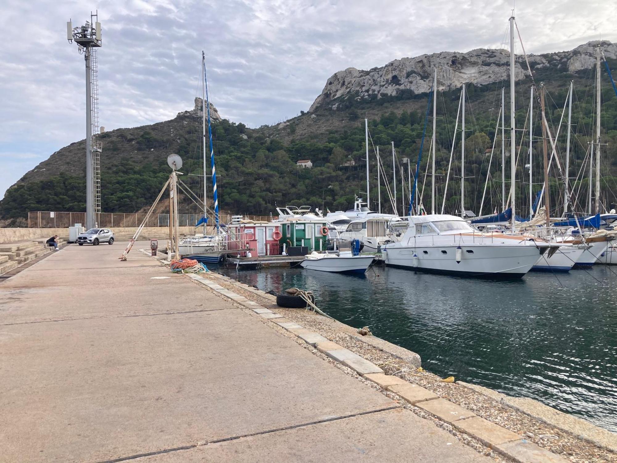 Hotel House Boat R Al Poetto 2 Pax Piu' 1 à Cagliari Extérieur photo